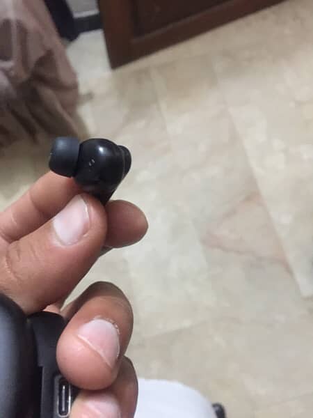 Headphones Original condition 3