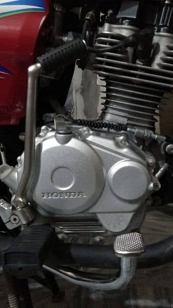 Honda 125 brand new condition 4