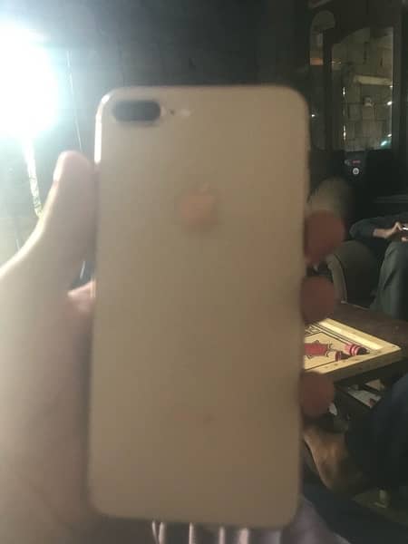 Iphone 8plus 64gb all ok condition 10/10 waterpack 2