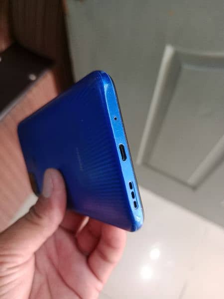 Redmi 9c 3/64 8/10 with box no charger 5