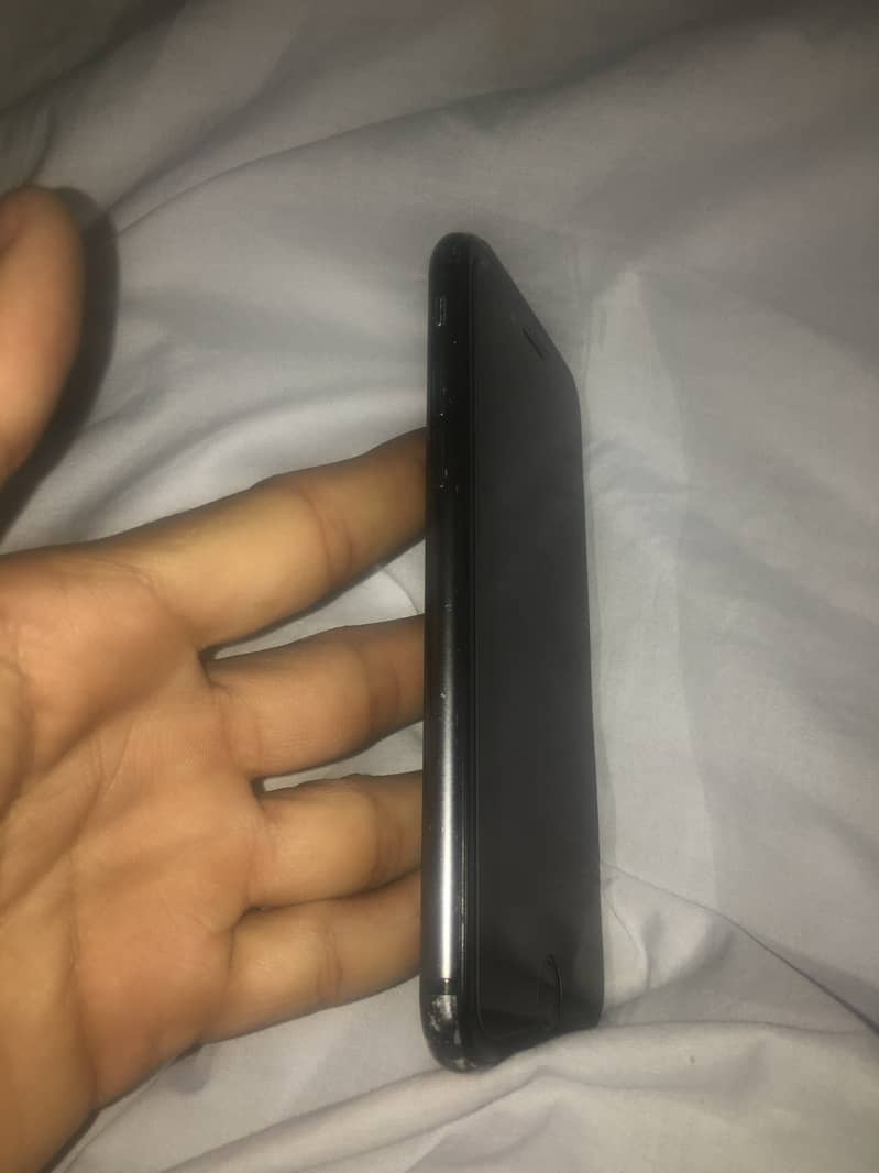 iPhone 8 64GB 4