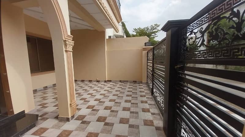 Corner Double Unit House Is Available For Sale 33
