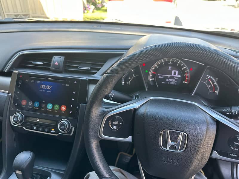 Honda Civic Oriel 1.8 i-VTEC CVT 2021 4