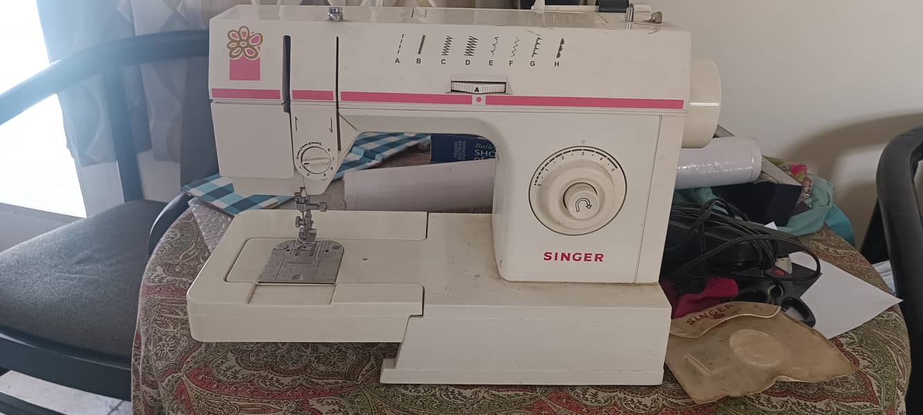 Singer sewing machine 0