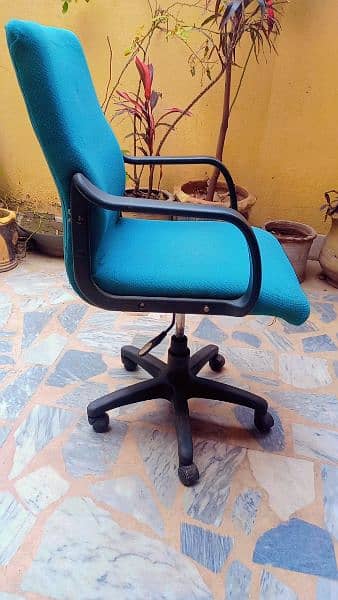 Office chair 10/9 3