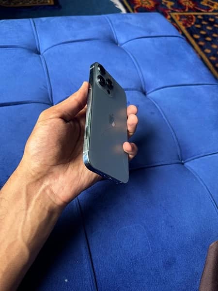 I PHONE XR COVERTED TO 13pro max non pta 7
