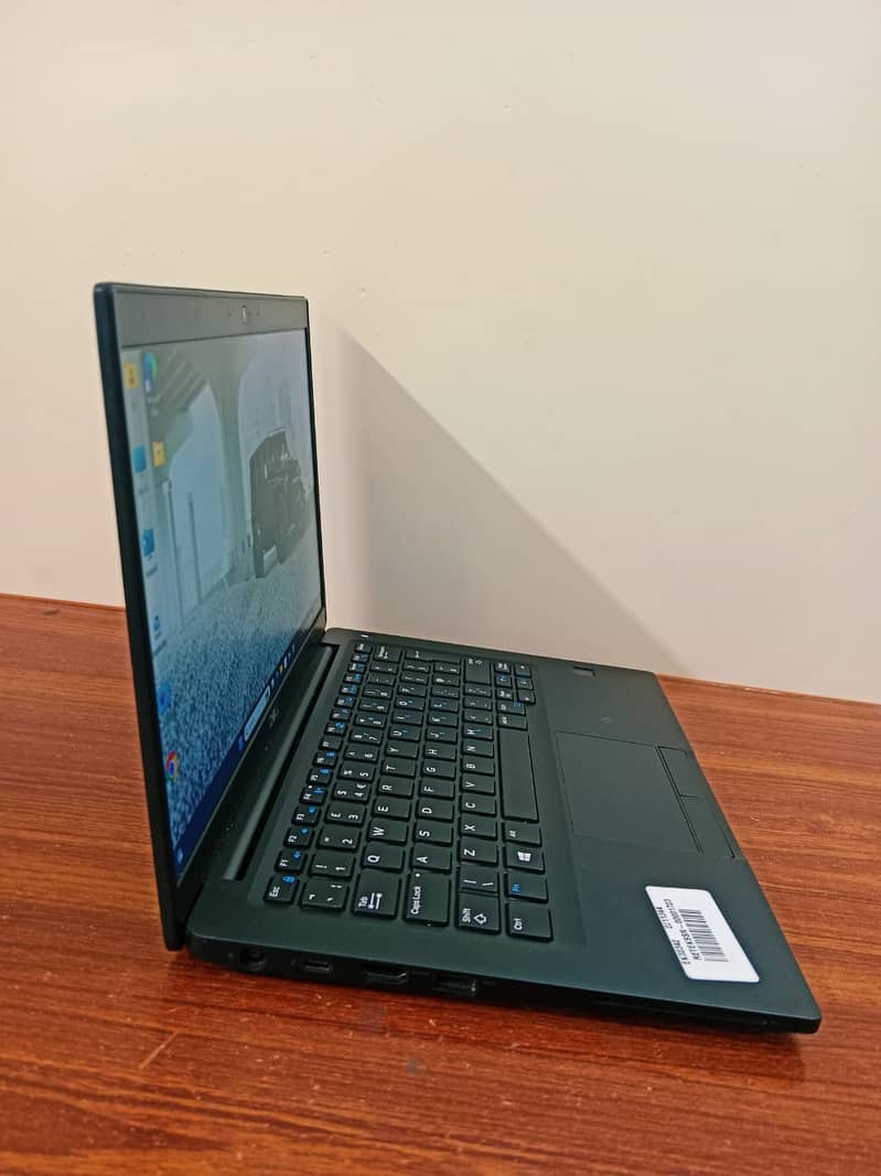 Ultra Slim Laptop Dell 7390 i5 8th Generation 8gb Ram 256GB SSD 5