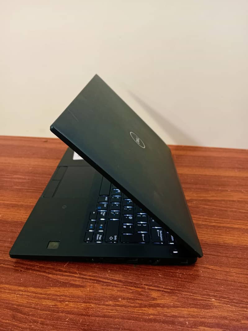 Ultra Slim Laptop Dell 7390 i5 8th Generation 8gb Ram 256GB SSD 8