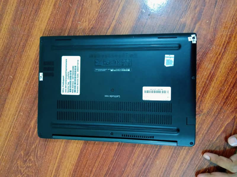 Ultra Slim Laptop Dell 7390 i5 8th Generation 8gb Ram 256GB SSD 9