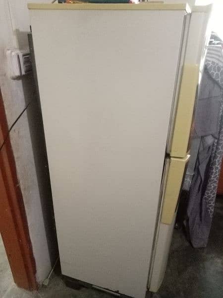 2nd hand refrigerator 1