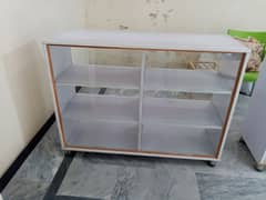 Counters and Rack urgent sale