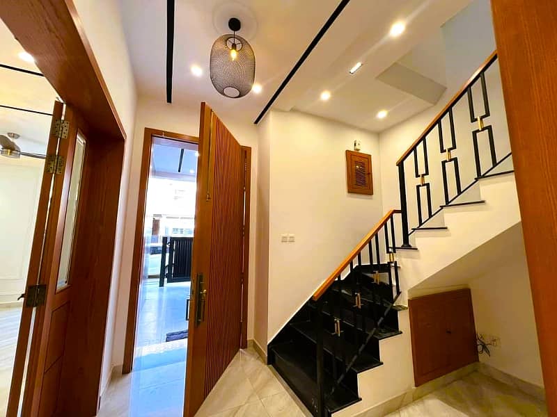 5 Marla House for Sale in Sector E Bahria Town Lahore 3