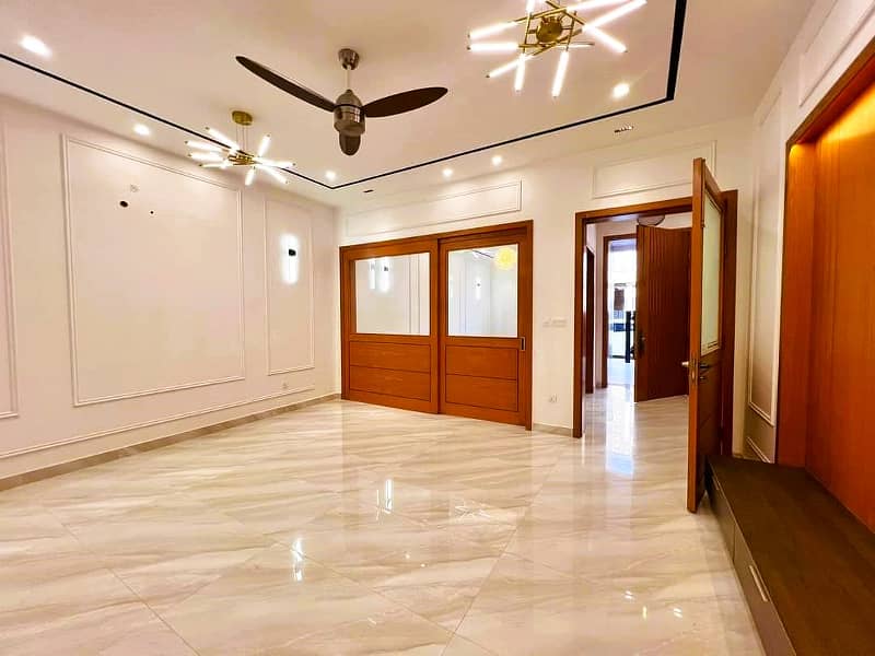 5 Marla House for Sale in Sector E Bahria Town Lahore 7