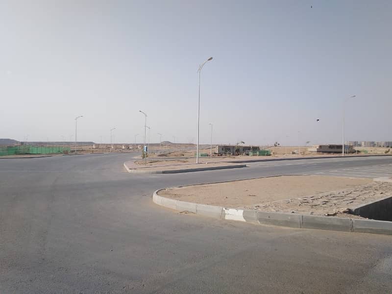 125 SQ YARD PLOT FOR SALE IN PRECINCT 10-B BAHRIA TOWN 4