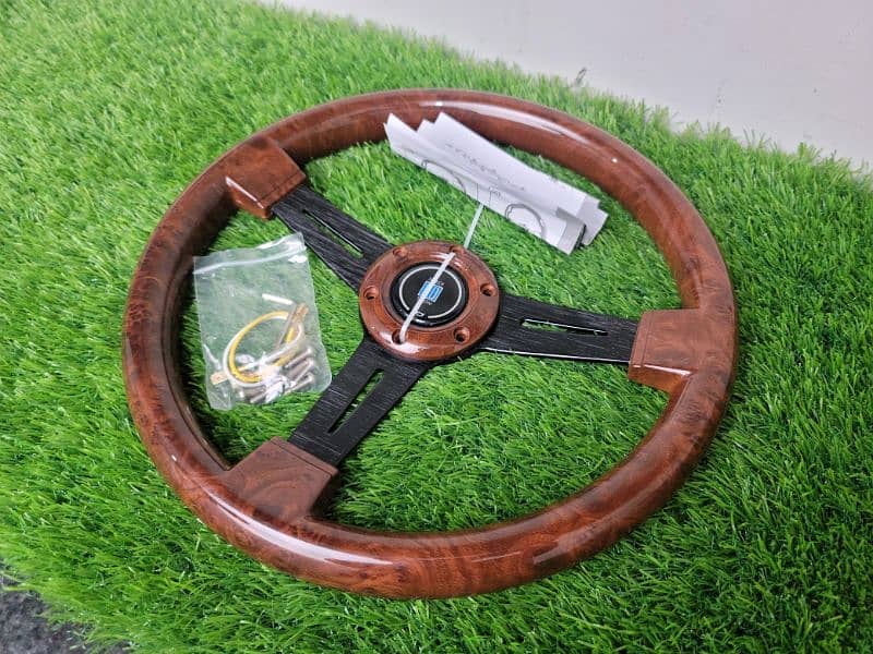 Classic Wooden Steering wheel 2
