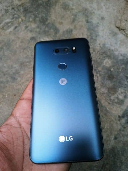 Lg v 30 10 by 10 condition Pta prove brand new phone 7