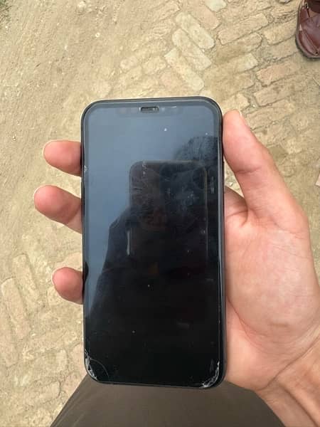 iPhone 11 64 gb non pta(sim worked 3 to 4 months) 5