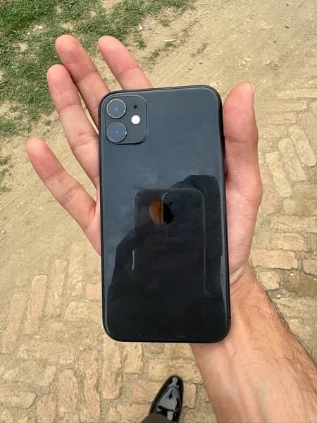 iPhone 11 64 gb non pta(sim worked 3 to 4 months) 6
