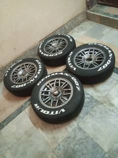 Alloy Wheels Tyres Set