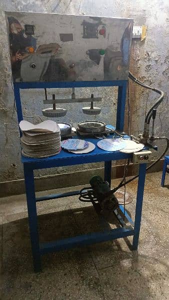 Disposable Plates making machine and cutting press 0