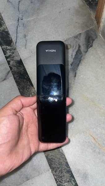 NOKIA 2720 Flip for sale just box open 3