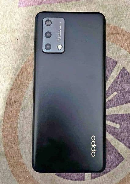 oppo a95 mobile hai box and charger sat hai 1