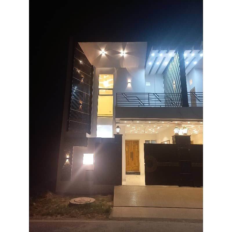 3 Marla 3 Sarsahi Beautiful House For Sale In Lyallpur Avenue Jaranwala Road 3
