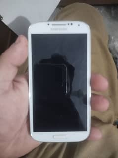 Samsung s4 or j1 ace 0