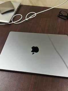 Apple Macbook Pro M3 Chip