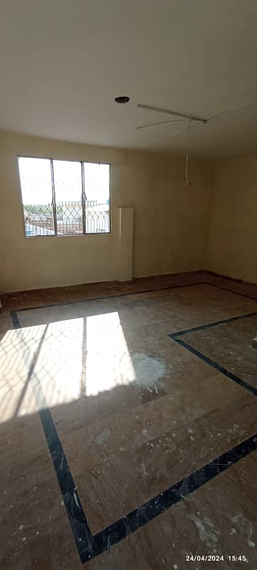 2ND FLOOR PORTION AVAILABLE FOR RENT IN SABZAZAR C BLOCK 2