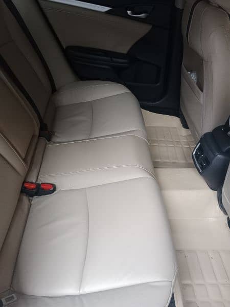 Honda civic standard navigation+ leather seats 2