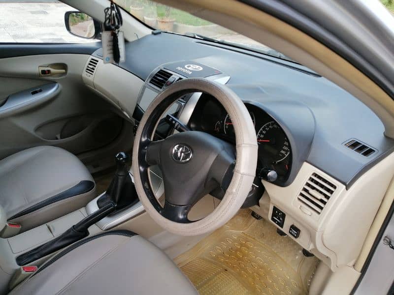 Toyota Corolla GLI 1.3 2011 5