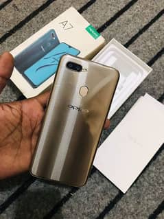 Oppo A7 with box Exchange also possible