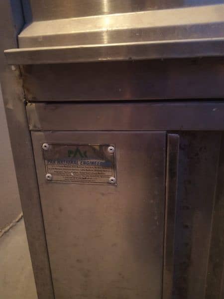hot plate for sale in very good condition hot 0