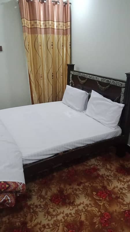 G 11 furnish room available for working ladies 0