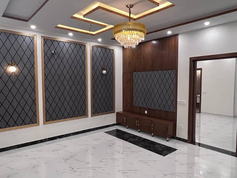 10 Marla VIP Brand New Luxury Latest Modern Stylish House Available Double Storey For Sale In OPF Society Near Johertown Lahore By Fast Property Services. 18