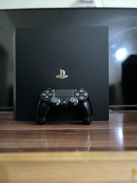 ps4  pro 7216 B latest model with all original  accessories 3