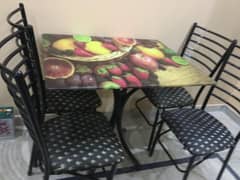 Beautiful Dining table with 4 chairs 0