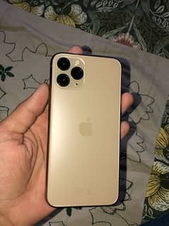 i Phone 11 pro golden