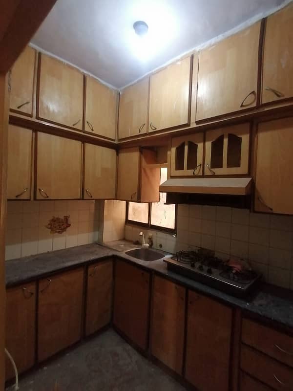 2 Bed DD in very Reasonable price 12