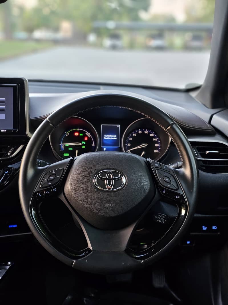 Toyota C-HR G-LED 2018 9