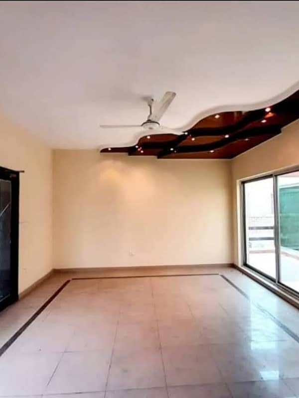 1 Kanal Full House Available For Sale In DHA Phase 6 Lahore 6