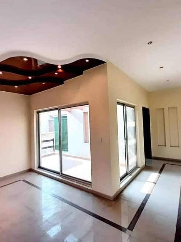 1 Kanal Full House Available For Sale In DHA Phase 6 Lahore 11