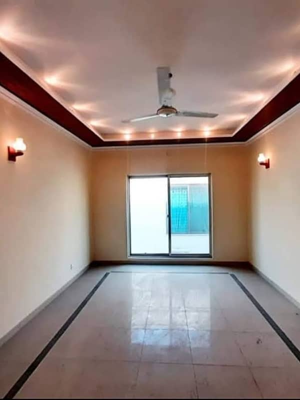 1 Kanal Full House Available For Sale In DHA Phase 6 Lahore 19