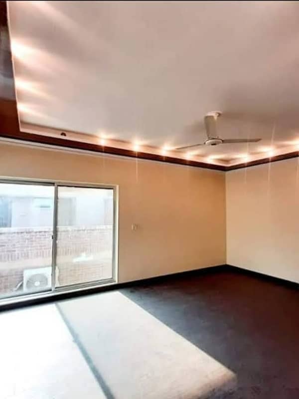 1 Kanal Full House Available For Sale In DHA Phase 6 Lahore 20