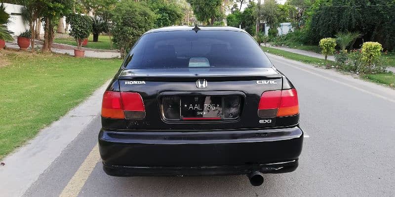 Honda civic Exi 1996 model in very very good condition 3