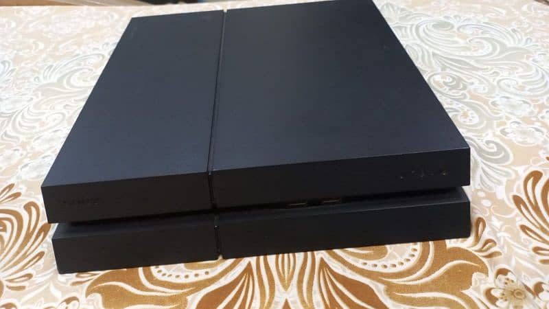 Ps4 condition 10 by 10 all ok 3