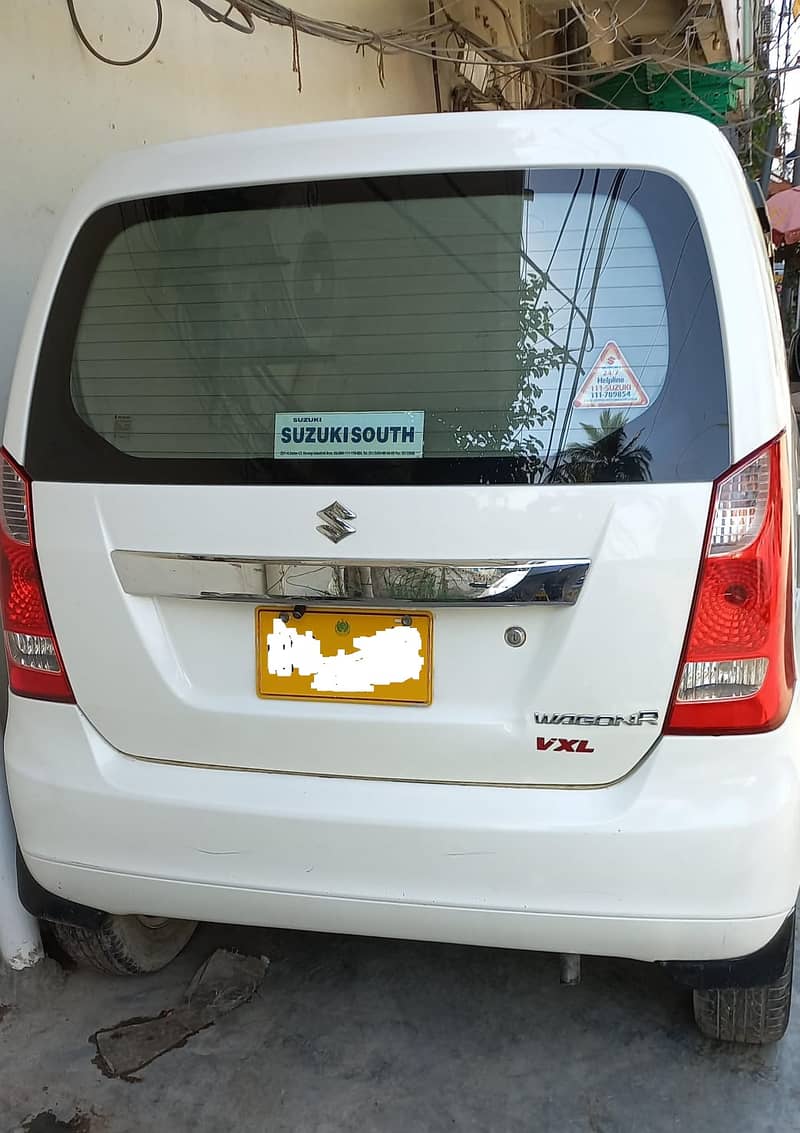 Waganor VXL 2018 color white 1st owner 10