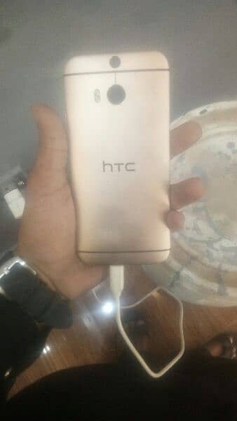 HTC m8 2 32 pta approve single sim plus memory card read add 1