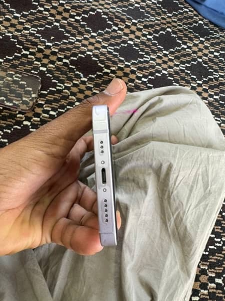 iphone 14 non pta jv with box 100 battery 3
